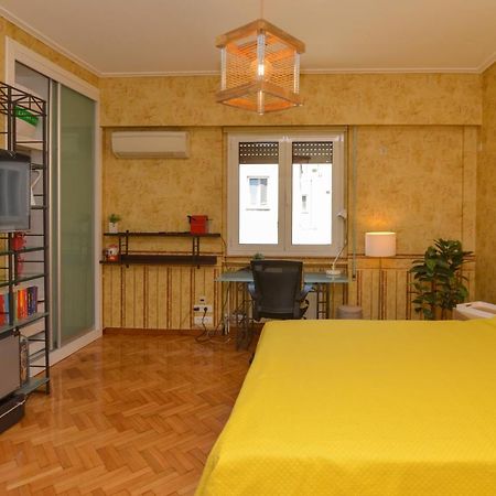 Athens Stylish Studio In Front Of Syntagma Metro Stop For 2 Екстериор снимка